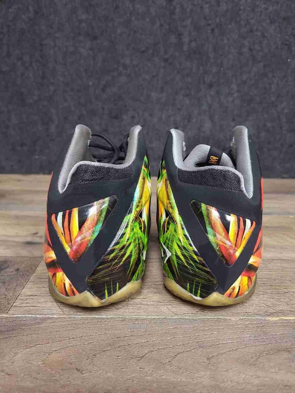 Nike LeBron 11 GS Everglades Black Multi-Color Basketball Shoes Size 4.5Y