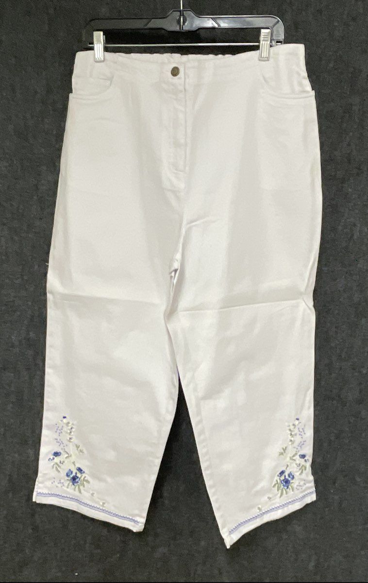 Denim & Co. Women's White Floral Embroidered Jacket & Cropped Pants Set Sz L