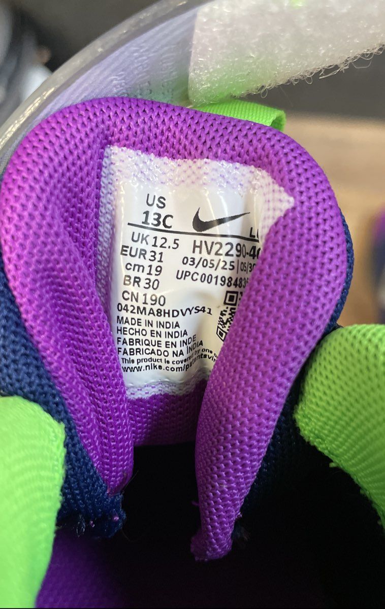 Nike Hustle D 12 Blue Purple Green Kids Basketball Shoes Size 13C