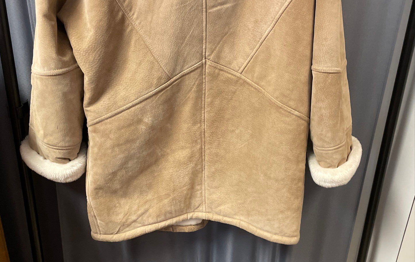Vintage 90s Wilsons Leather Women's Tan Faux Fur Trim Shearling Style Coat Sz M