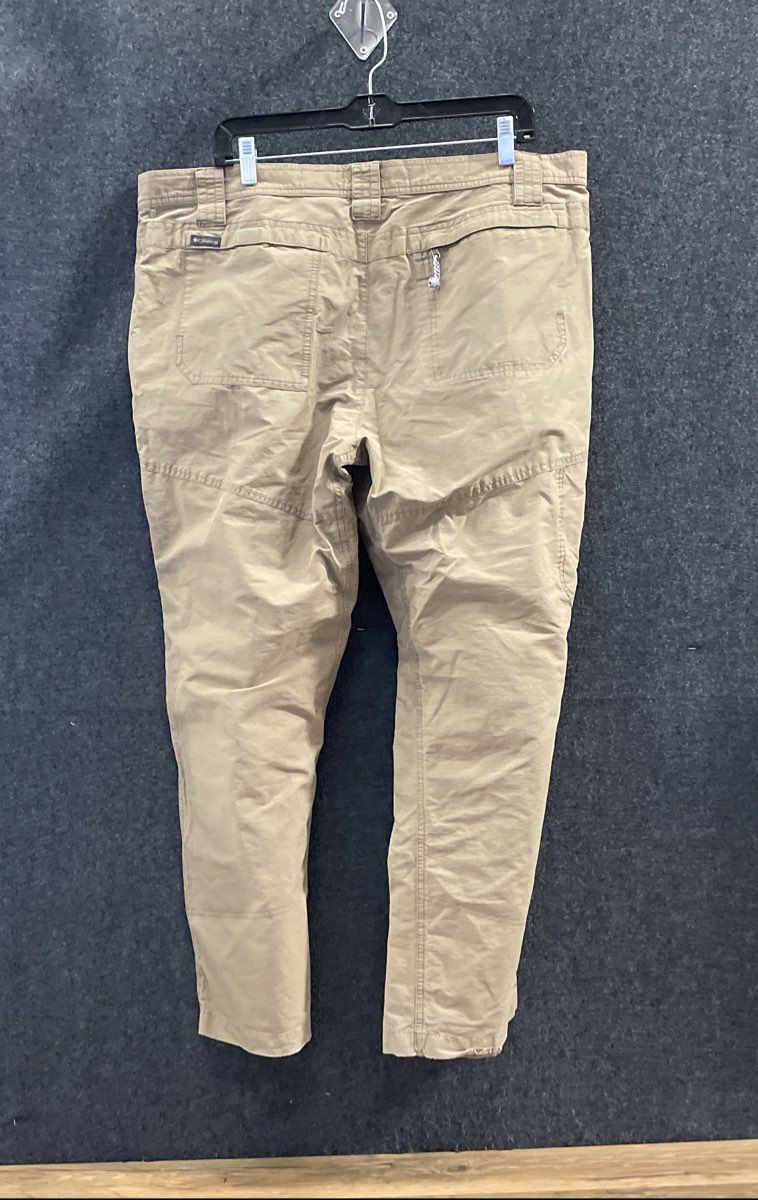 Columbia Men's Khaki Ultimate Roc Utility Outdoor Pants Size 40x30