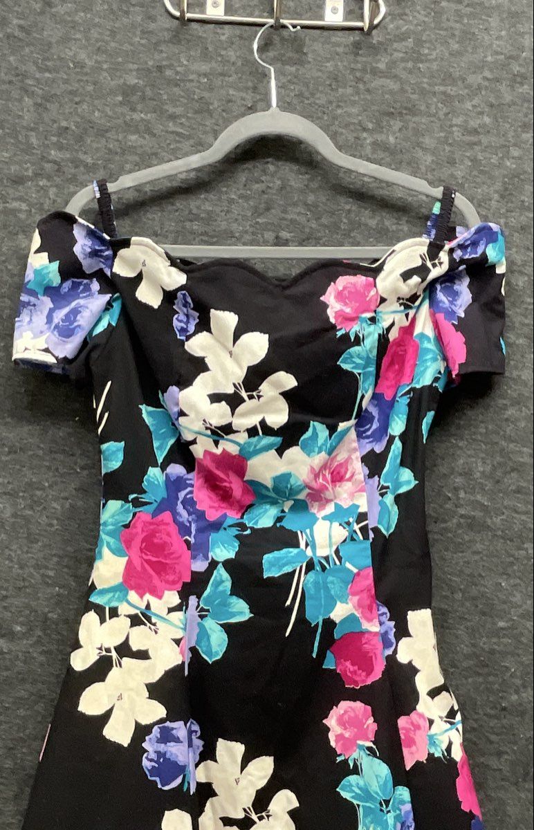 Vintage 80s 90s Floral Off Shoulder Sweetheart Party Dress Crinoline Skirt