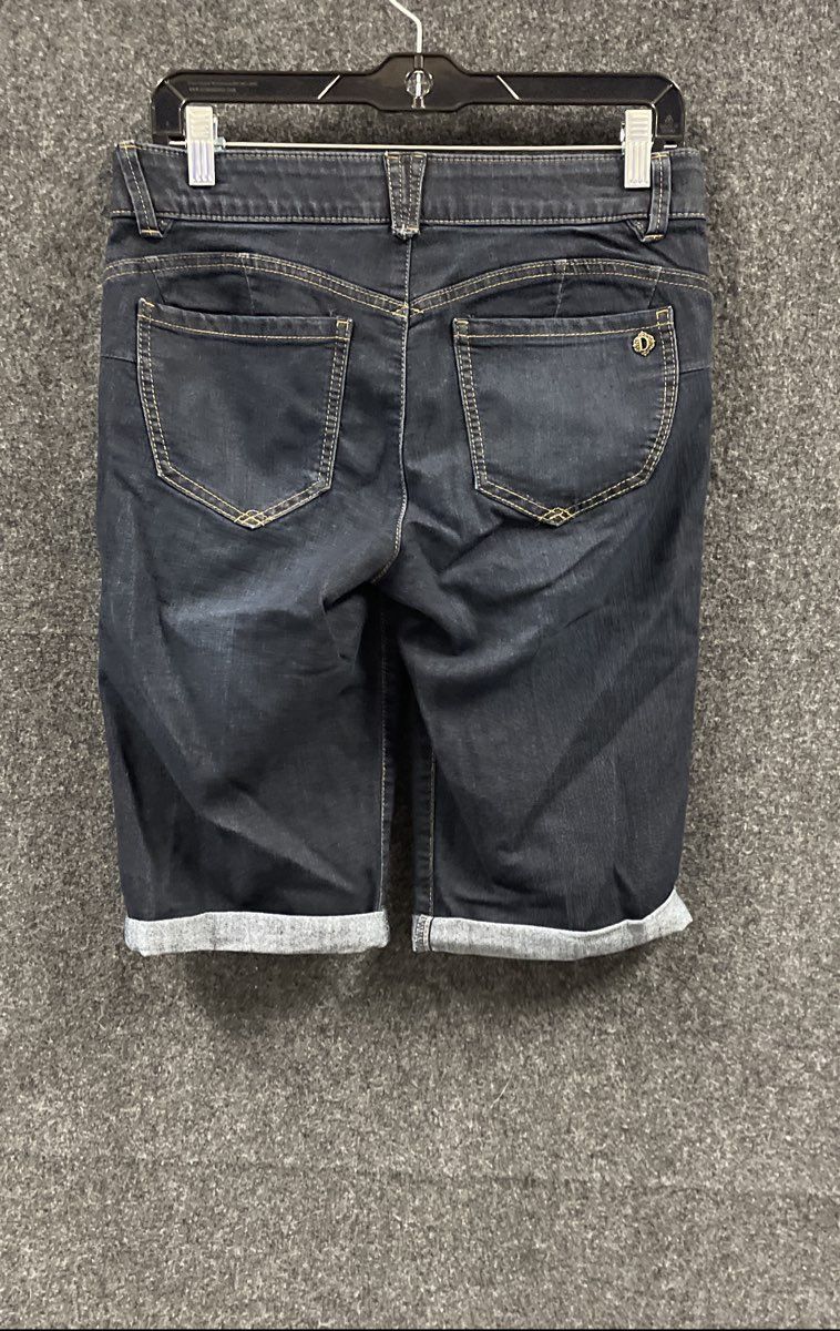 Democracy Women's "Ab"solution Curve Core Essential Denim Shorts Sz 6 NWT