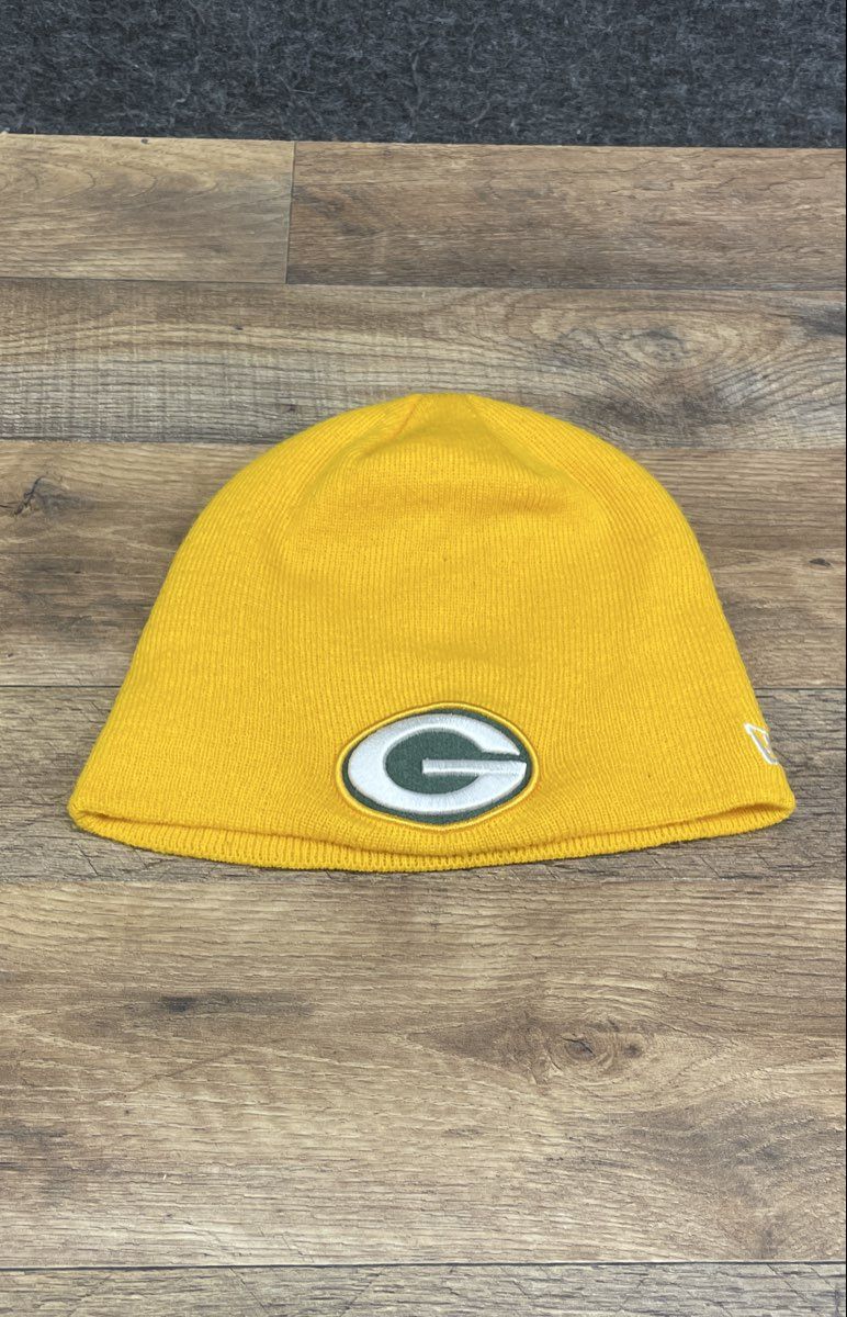 New Era Men's Green Bay Packers NFL Yellow Knit Beanie Hat
