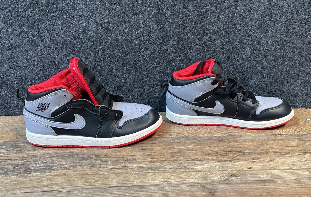 Nike Air Jordan 1 Mid Black Light Smoke Grey Gym Red Kids Size 3Y