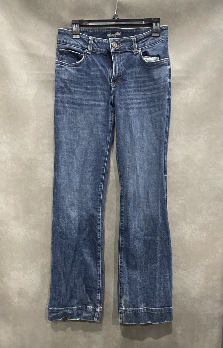 Wrangler Women's Navy Blue Bootcut Medium Wash Stretch Denim Jeans Sz 7x34