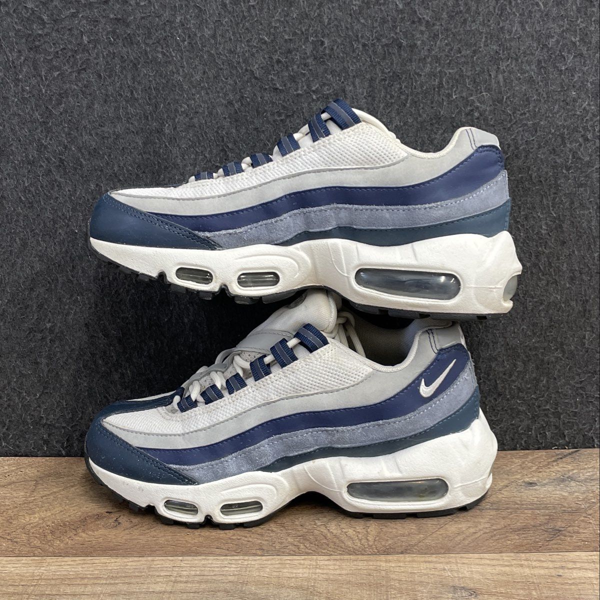 Nike Air Max 95 Navy Grey White Lifestyle Running Sneakers
