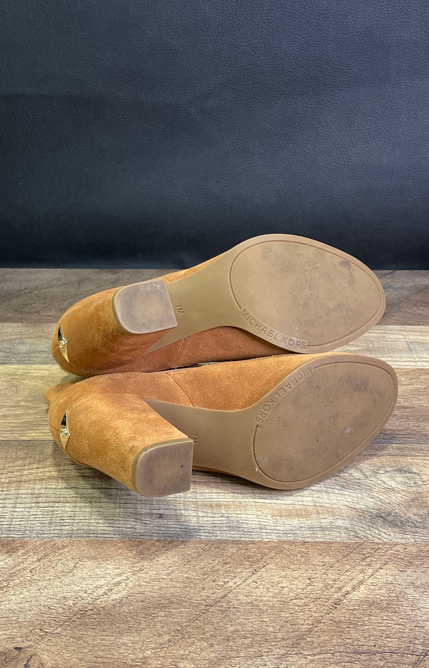 Michael Kors Tan Suede Block Heel Chelsea Ankle Boots Women's Size 7