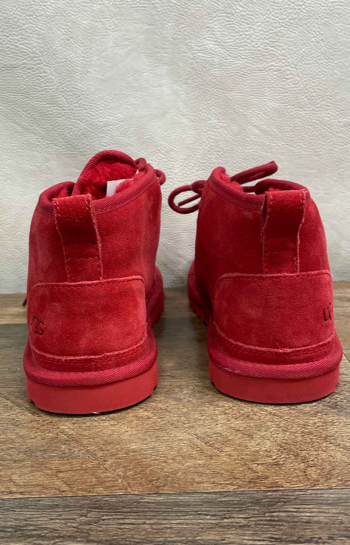 UGG Neumel Red Suede Lace-Up Chukka Boots Women's Size 6
