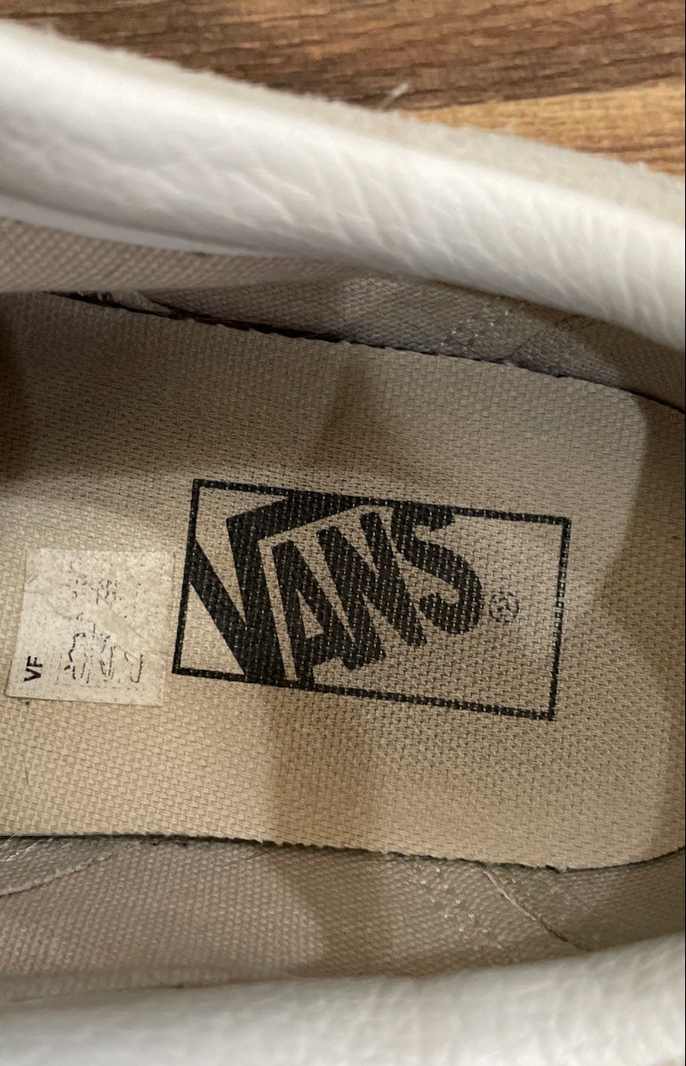 Vans Old Skool V White Suede Triple Strap Low Top Sneakers Women's Size 9
