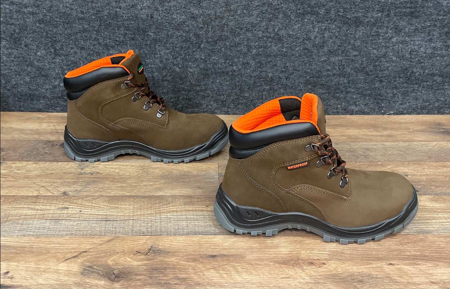 Hytest K13751 Brown Leather Waterproof EH SR Safety Boots Women's Size 8.5 W