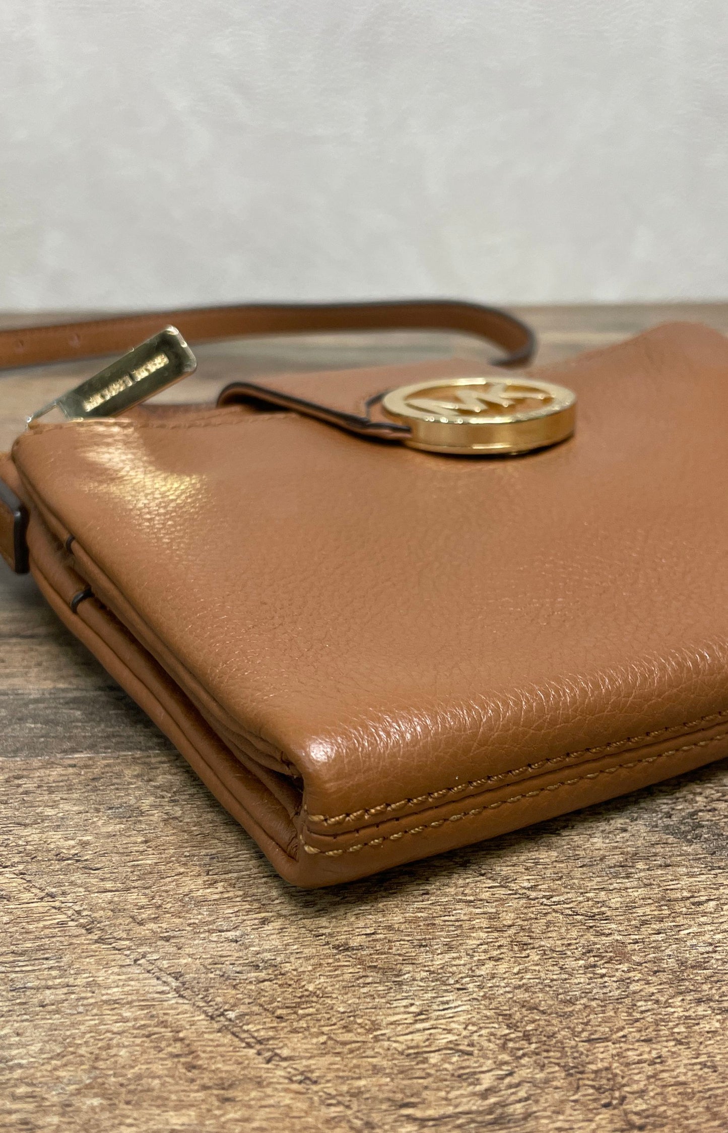 Michael Kors Brown Pebbled Leather Fulton Crossbody Wallet Bag Gold Hardware
