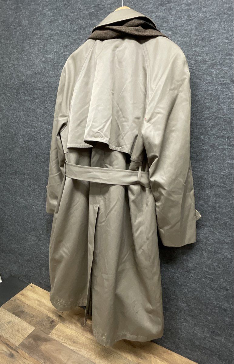 London Fog Men's Vintage 90s Tan Belted Trench Coat Zip Out Lining Sz 42 REG