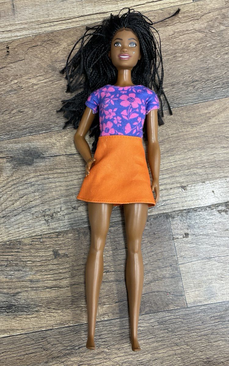Mattel Barbie Doll Lot of 5 Modern Dolls with Chelsea & Mixed Fashion Clothes