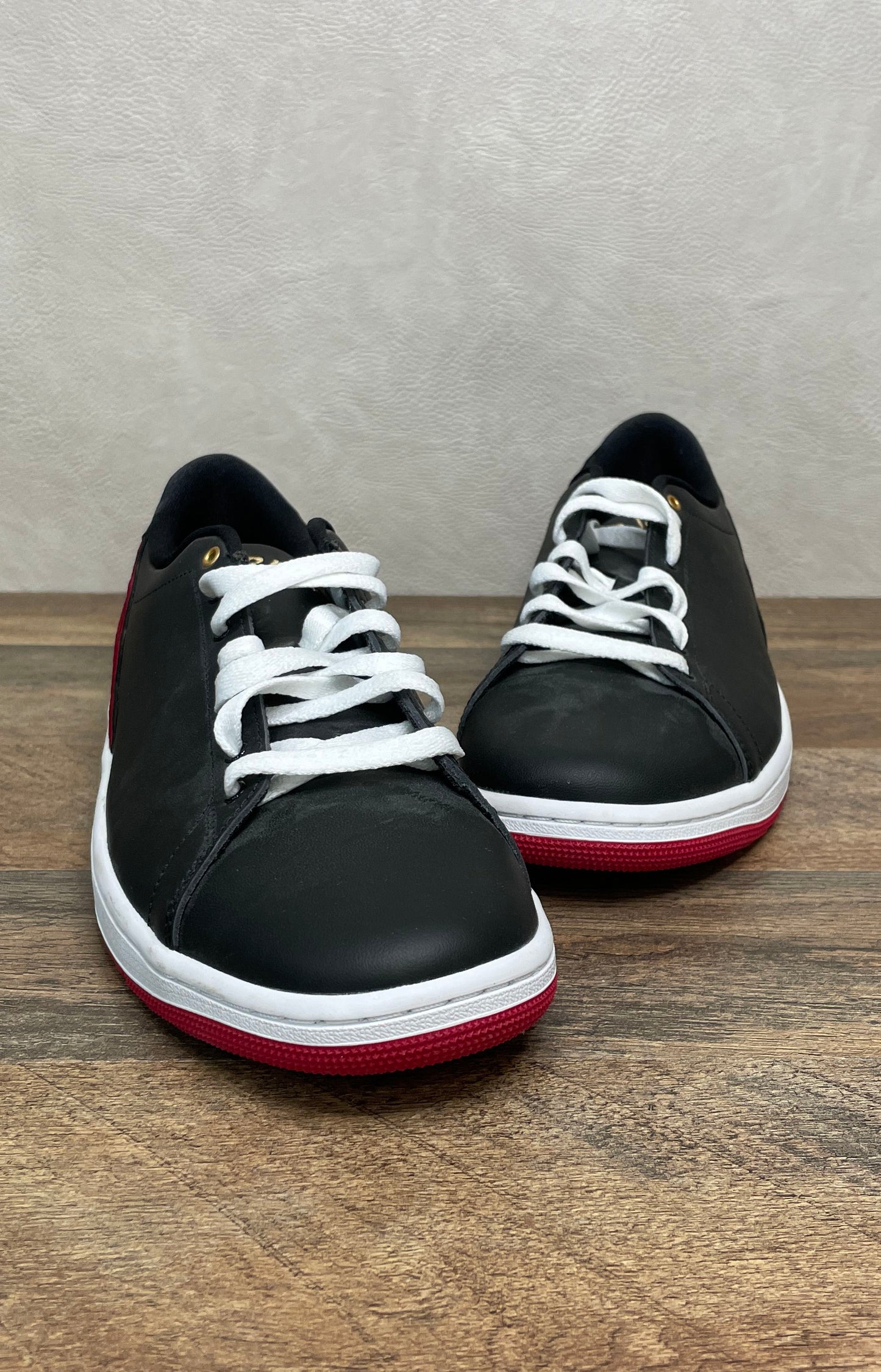 Nike Jordan Series .05 Black Red White Low Top Sneakers Men's Size 10