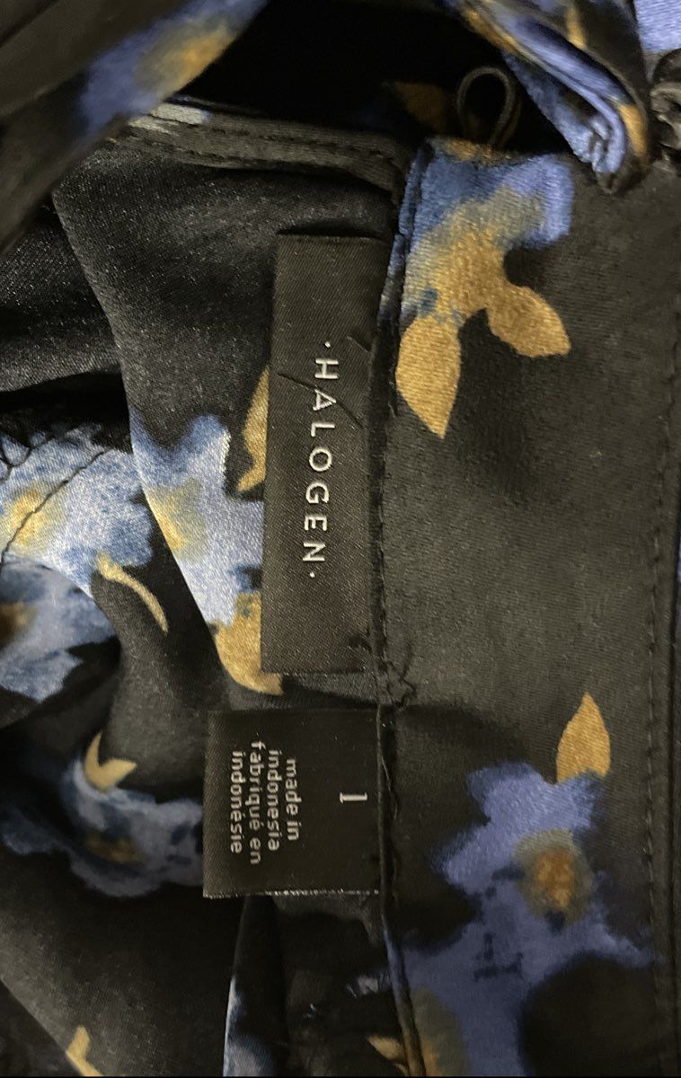 Halogen Women's Black Blue Floral Mock Neck Sleeveless Blouse Sz 1 NWT