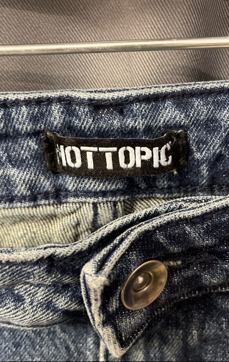 Hot Topic Women's Blue Star Patch Frayed Raw Hem Wide Leg Denim Jeans Size 13