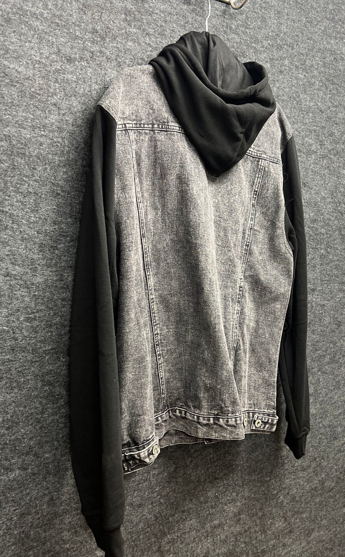 Brooklyn Cloth Men's Grey Acid Wash Hooded Denim Jacket Black Sleeves Sz XL NWT