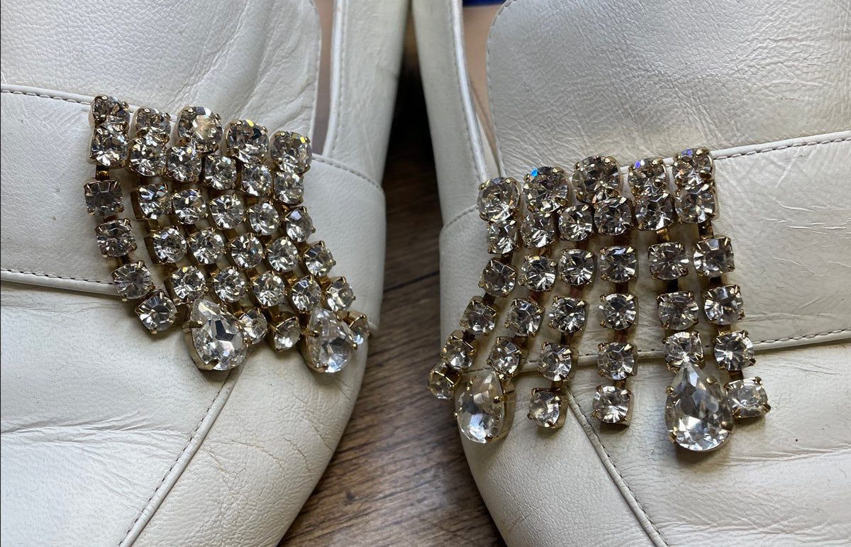 Vintage Stuart Weitzman White Leather Crystal Embellished Loafer Mules Size 9