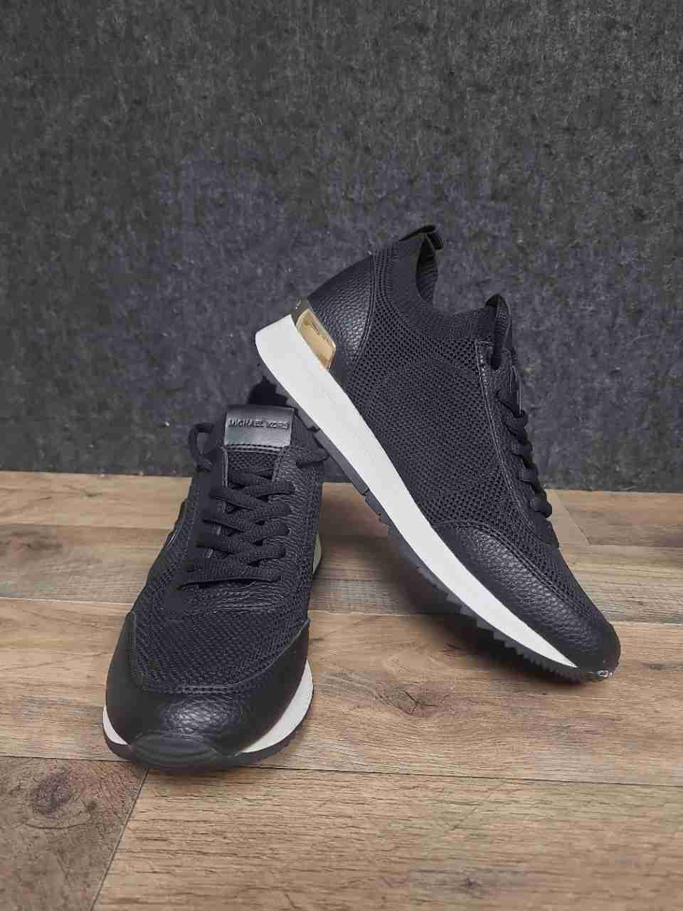 Michael Kors Black Gold Knit Low Top Trainer Sneakers Women's Size 7M