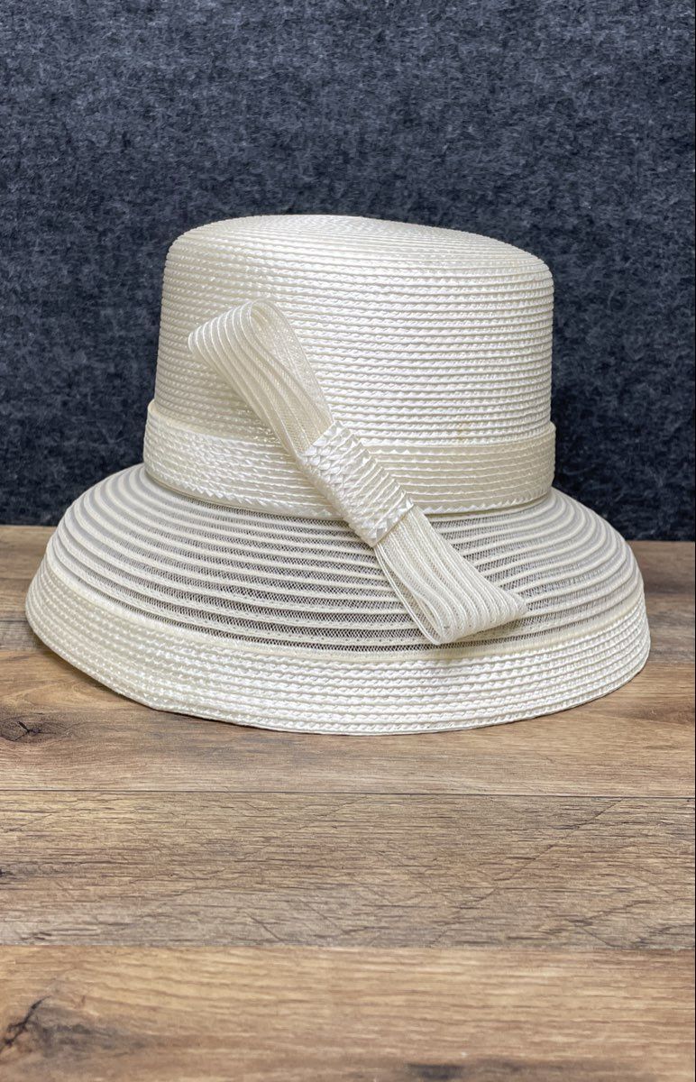 Liz Claiborne Women's Ivory Straw Church Dress Hat Vintage 90s Bow