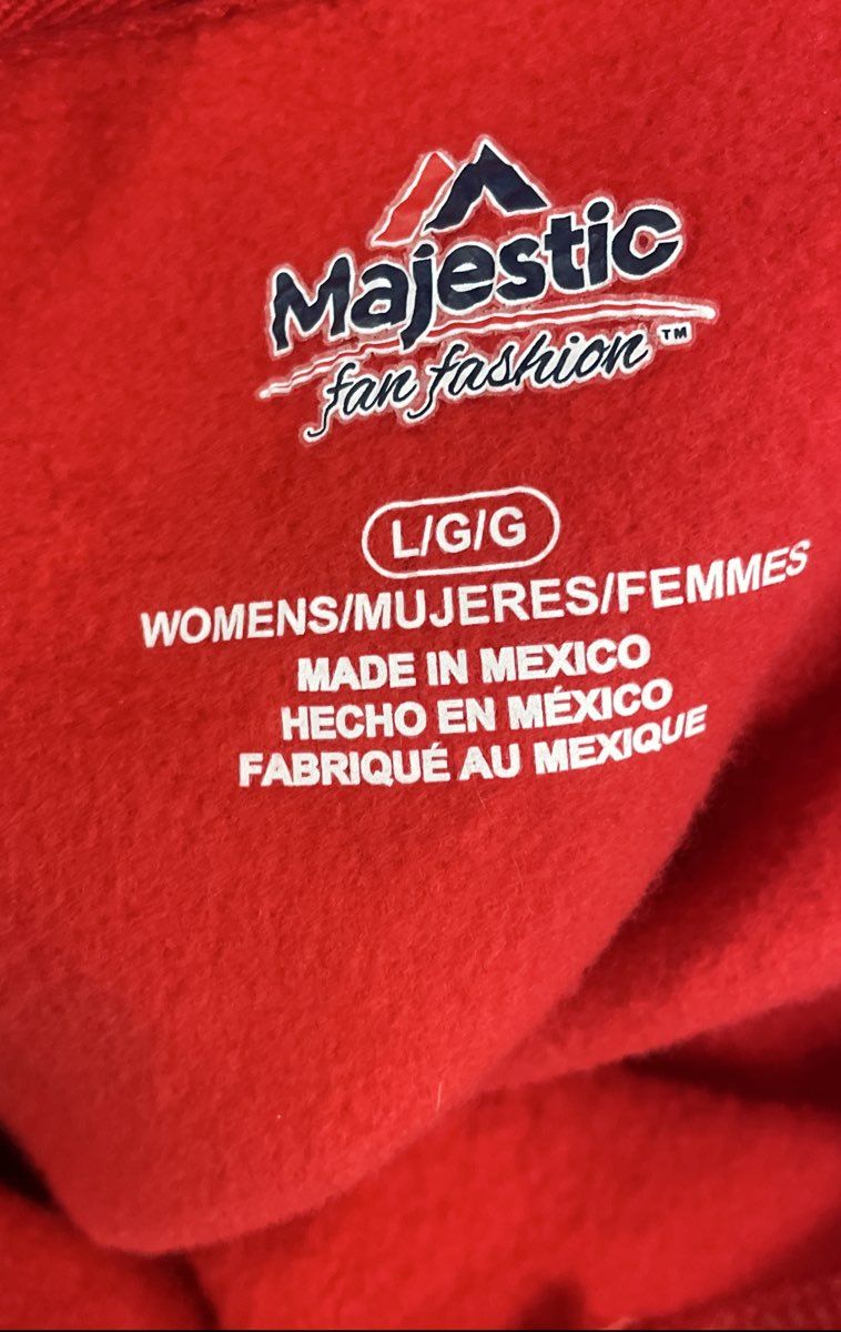 Majestic Women's 2019 World Series Champions Washington Nationals Red Hoodie L