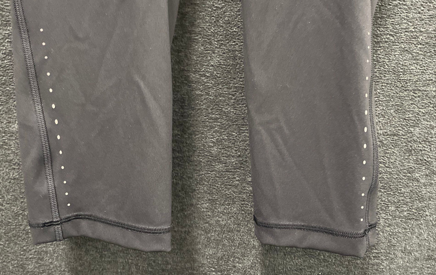 Lululemon Women's Black Swift Speed High-Rise Crop 21" Leggings Pockets Sz 8