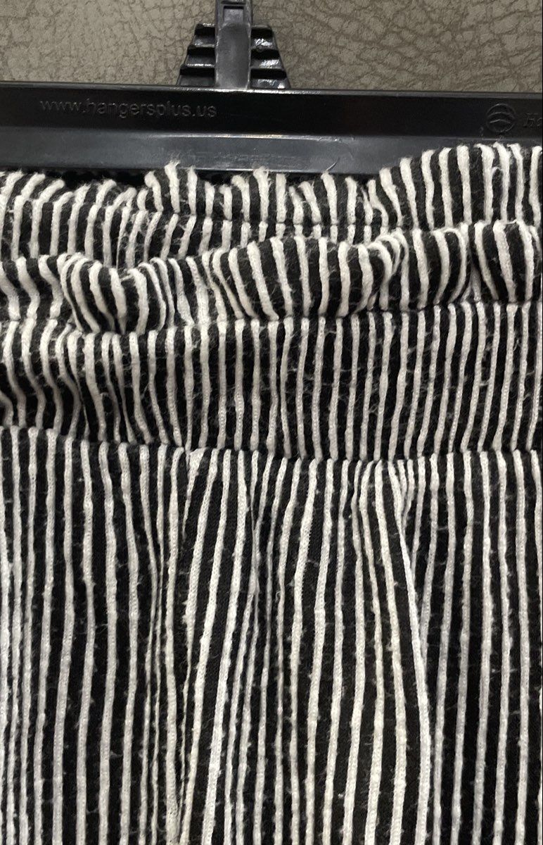 Caution to the Wind Women's Black White Striped Paperbag Waist Pants Size L