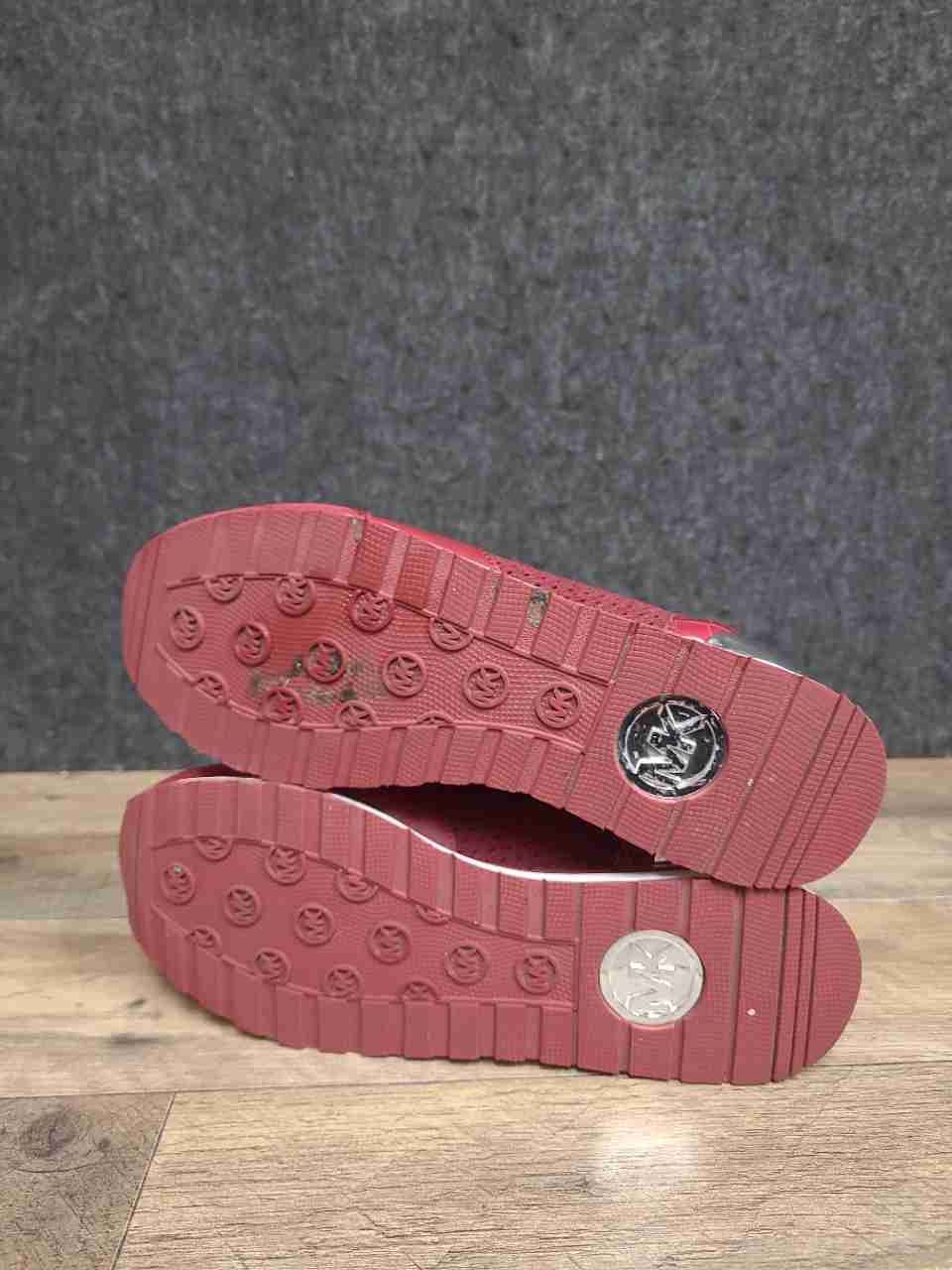 Michael Kors Billie Burgundy Knit Croc-Embossed Sneakers Women's Size 7.5