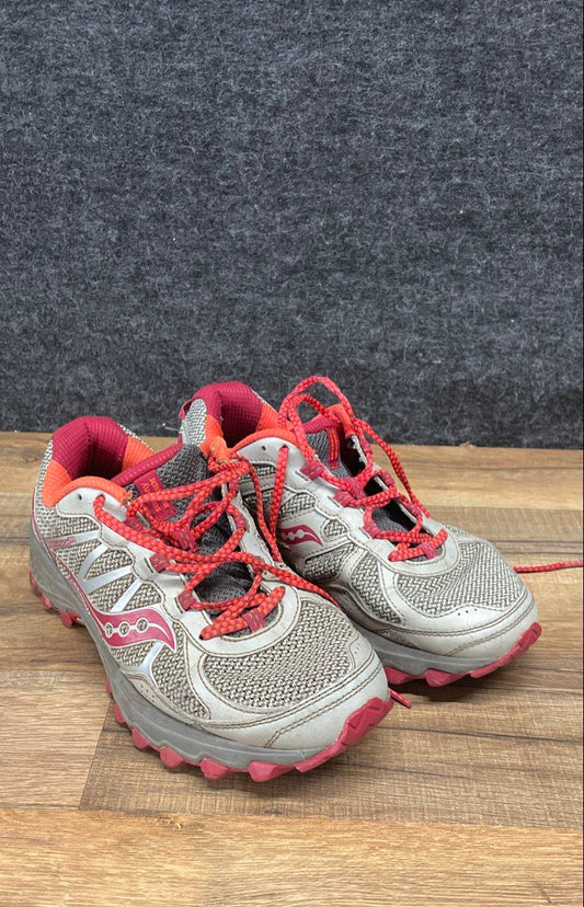 Saucony Excursion TR11 Grey Red Women's Trail Running Shoes Size 8