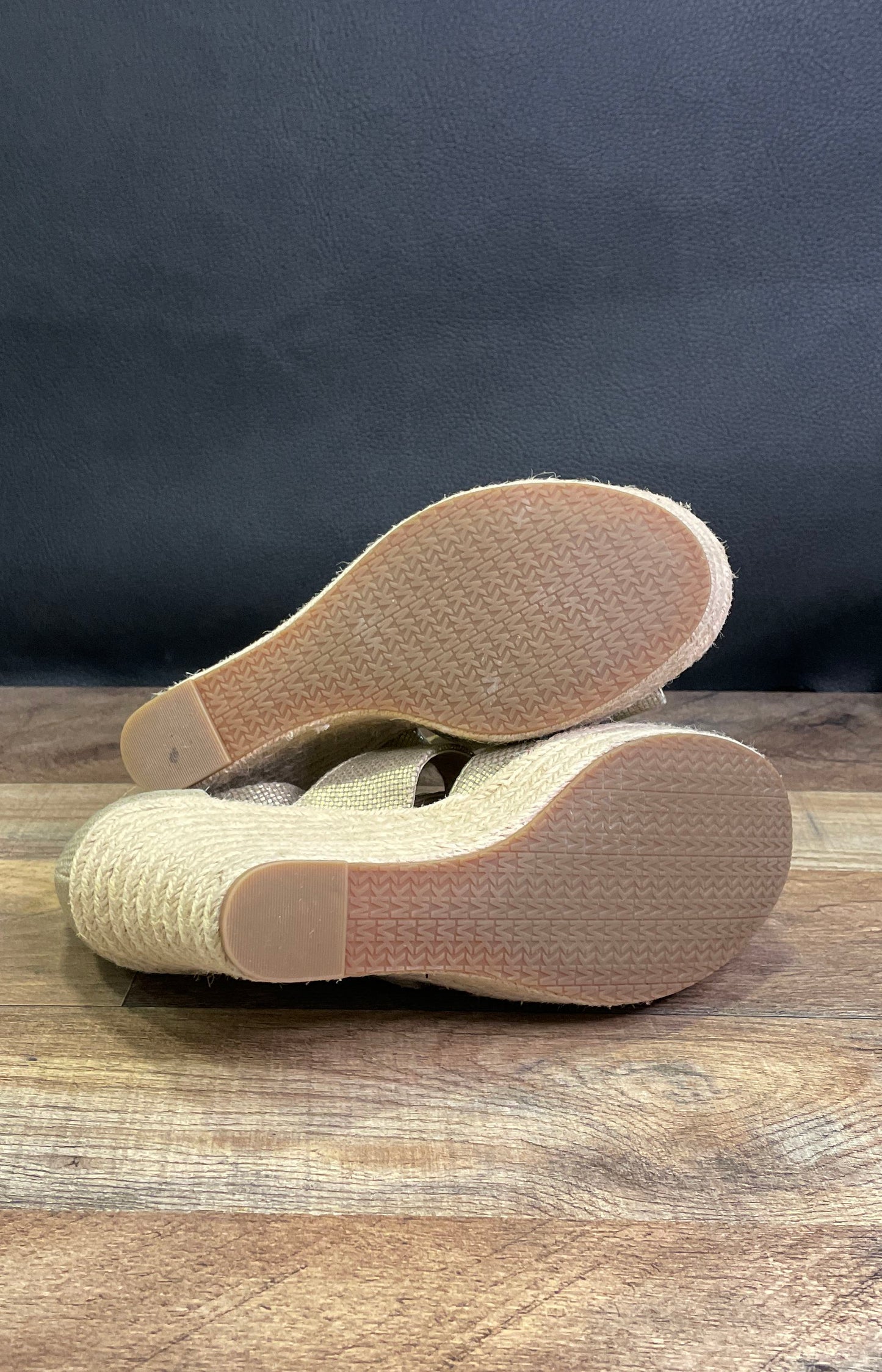 Michael Michael Kors Damita Gold Metallic Espadrille Wedge Sandals Size 6.5