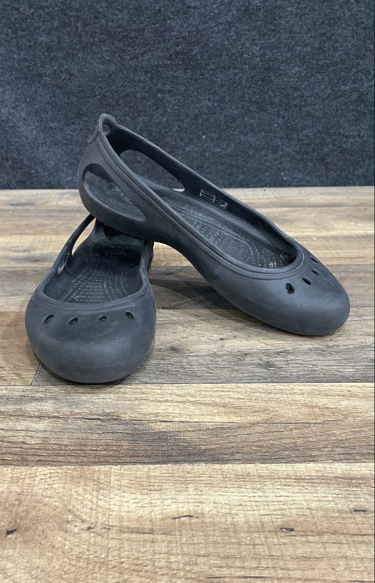 Crocs Kadee Work Flat Black Slip Resistant Comfort Shoes Women's Size 8