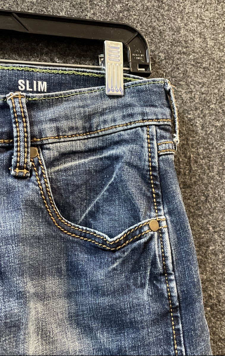 Wrangler Men's Blue Retro Slim Straight Jeans Medium Wash Sz 30x32