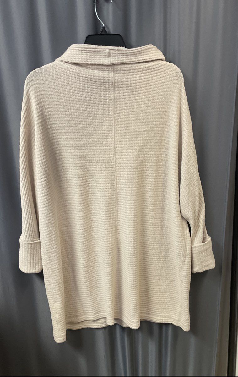We The Free Women's Beige Waffle Knit Turtleneck Tunic Sweater Sz M