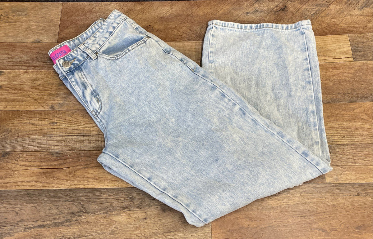 Telepatia Women's Light Wash Raw Hem Bow Wide Leg Denim Jeans Sz 11/30