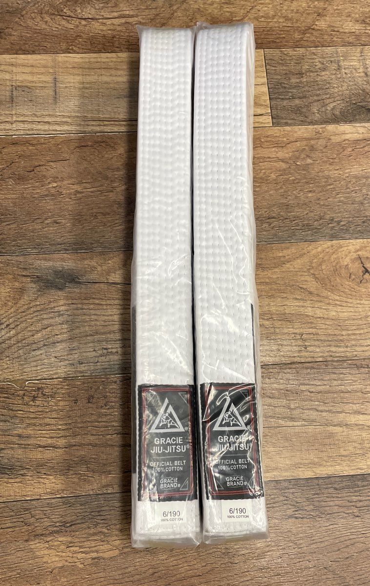 Gracie Jiu-Jitsu White Classic BJJ GI Uniform Jacket Pants 3 Belts NWT Sz 6/190