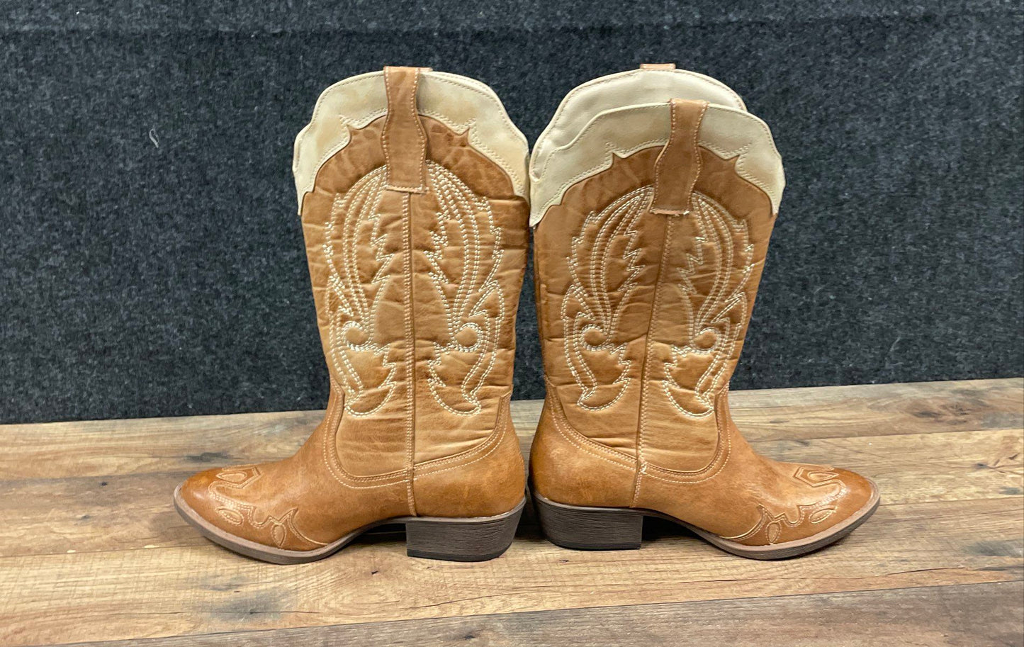 Coconuts Cisco Tan Brown Western Cowgirl Boots Women's Size 6.5M