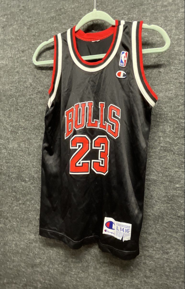 Vintage 90s Champion Michael Jordan Chicago Bulls NBA Jersey Youth Sz L 14-16