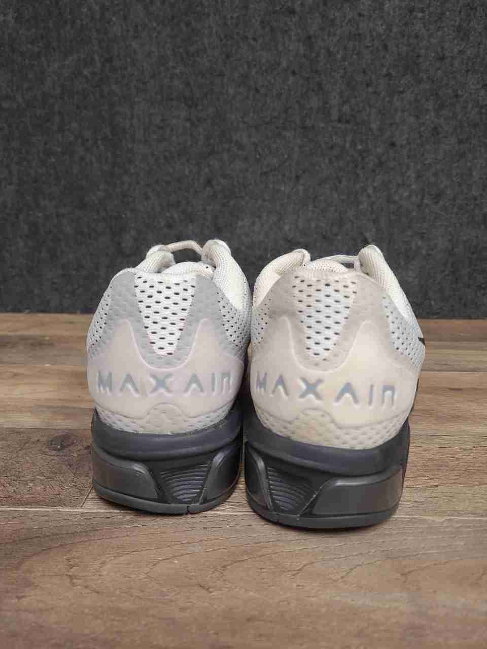 Nike Air Max Tailwind 7 White Black Dark Grey Running Shoes Women's Size 9