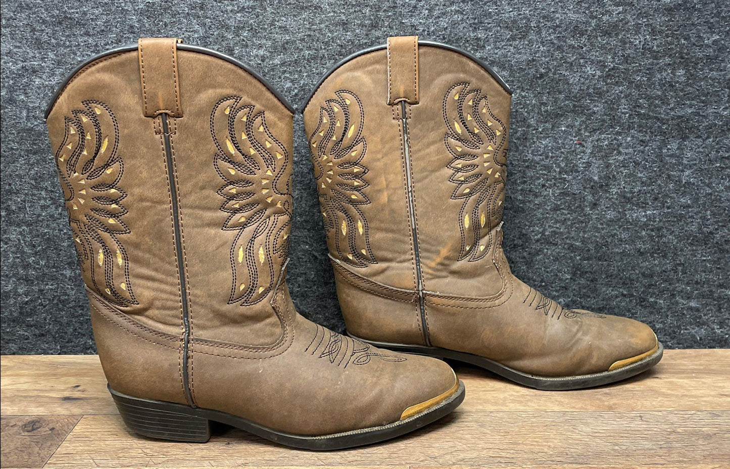 Canyon Ridge Brown Eagle Western Cowboy Boots Metal Toe Tips Youth Size 6