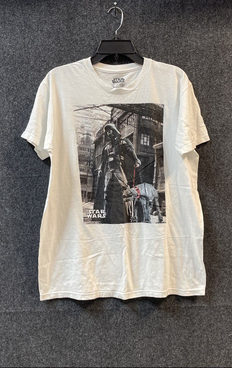 Star Wars Men's White Darth Vader Walking AT-AT Dog Graphic T-Shirt Size L