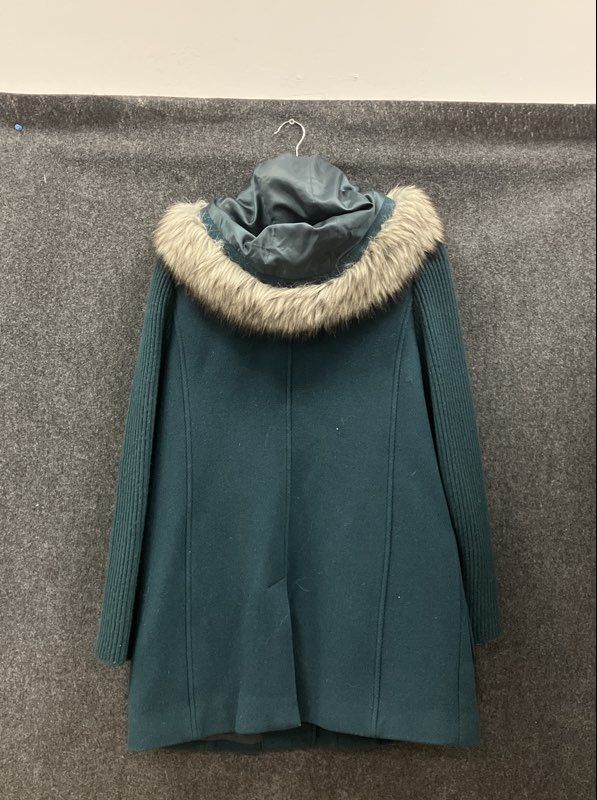 Talbots Women's Green Wool Blend Jacket Faux Fur Hood Ribbed Knit Sleeves Sz 8