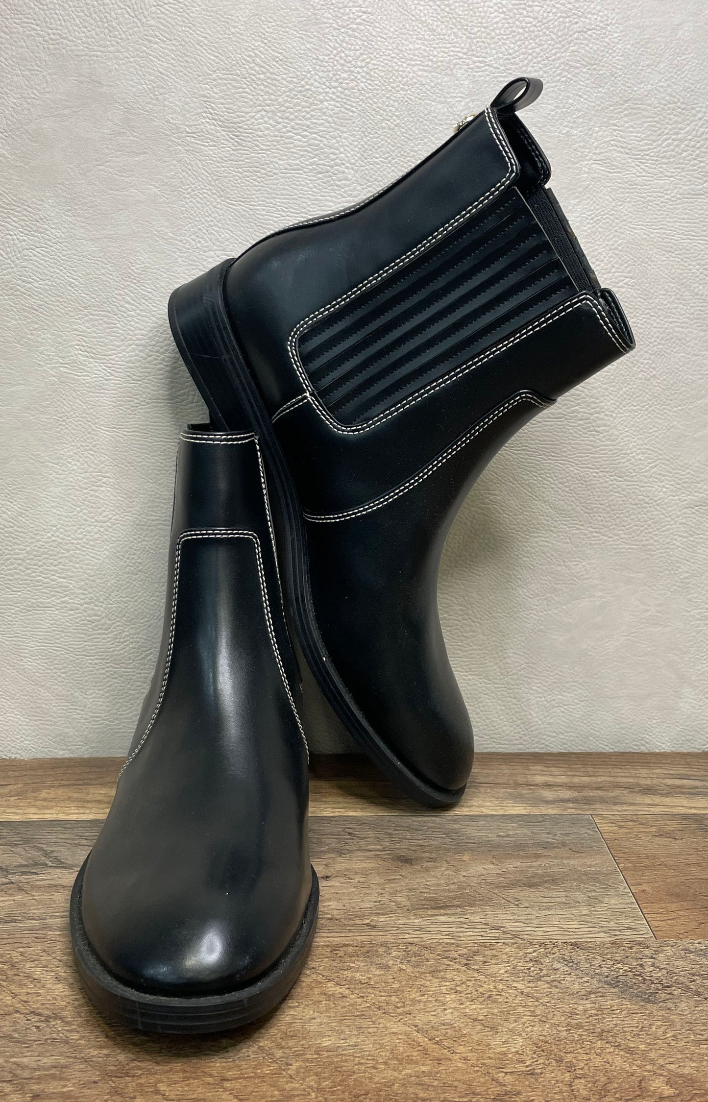 Michael Kors Black Contrast Stitch Chelsea Ankle Boots Women's Size 11M