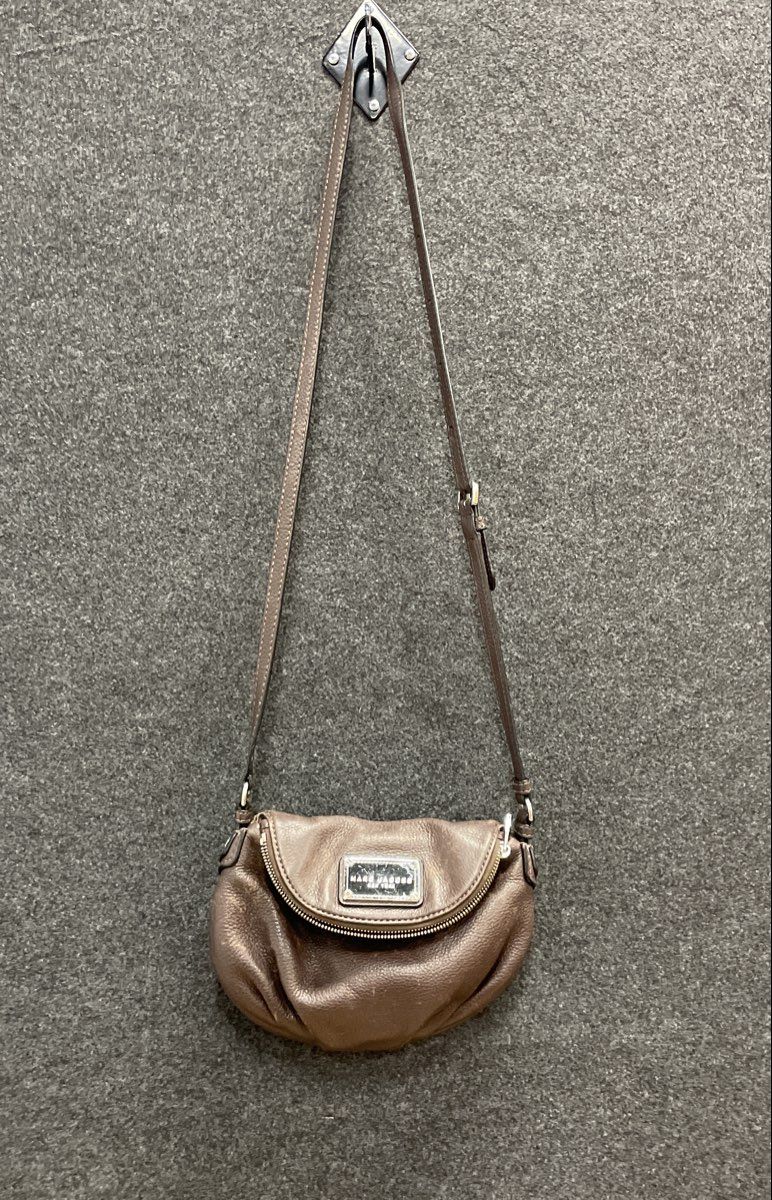 Marc Jacobs Brown Pebbled Leather Natasha Crossbody Bag Silver Hardware