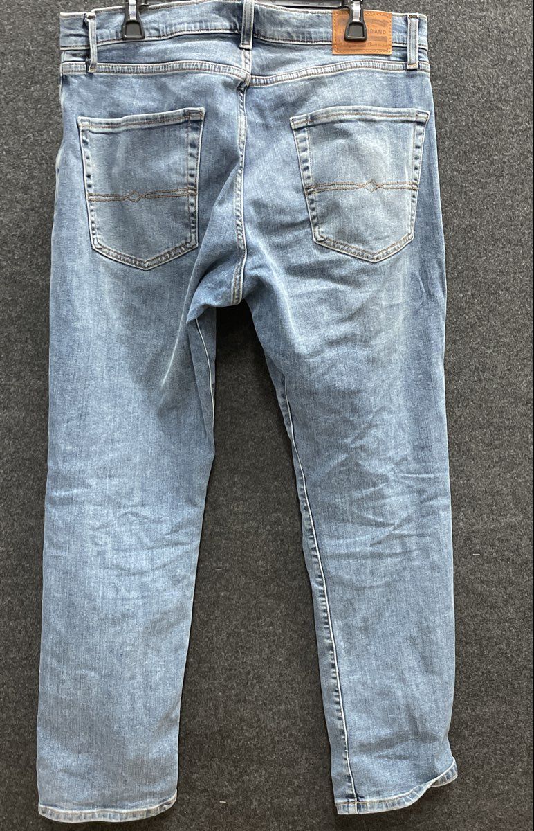 Lucky Brand Men's Light Wash Blue Straight Leg Jeans Sz 36x32