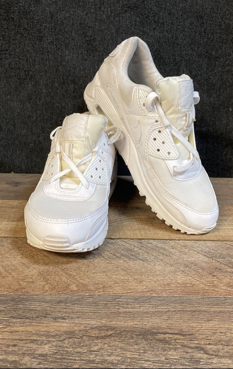 Nike Air Max 90 Next Nature Triple White Women's Sneakers Size 9.5