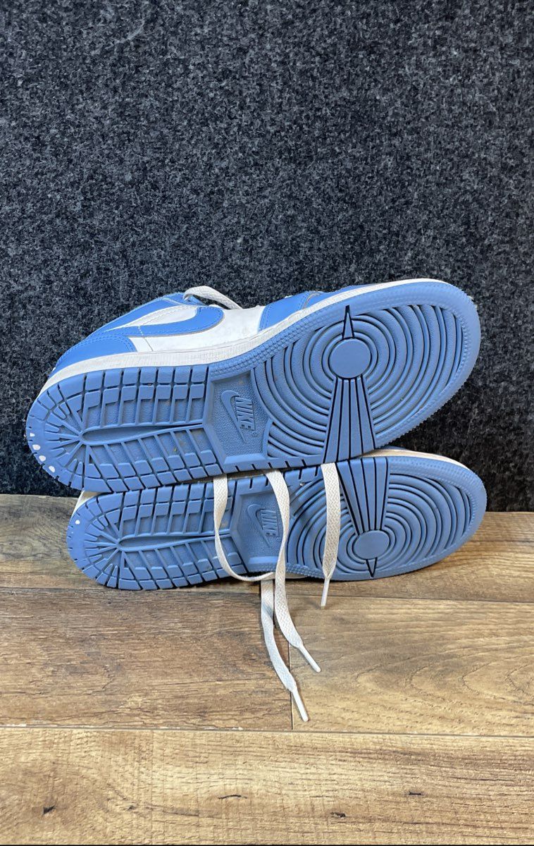 Nike Air Jordan 1 Low SE University Blue White Patent GS Size 5.5Y FZ3929-114