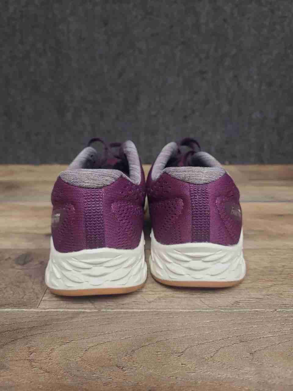 New Balance Fresh Foam Arishi Deep Purple Running Shoes Women's Size 8