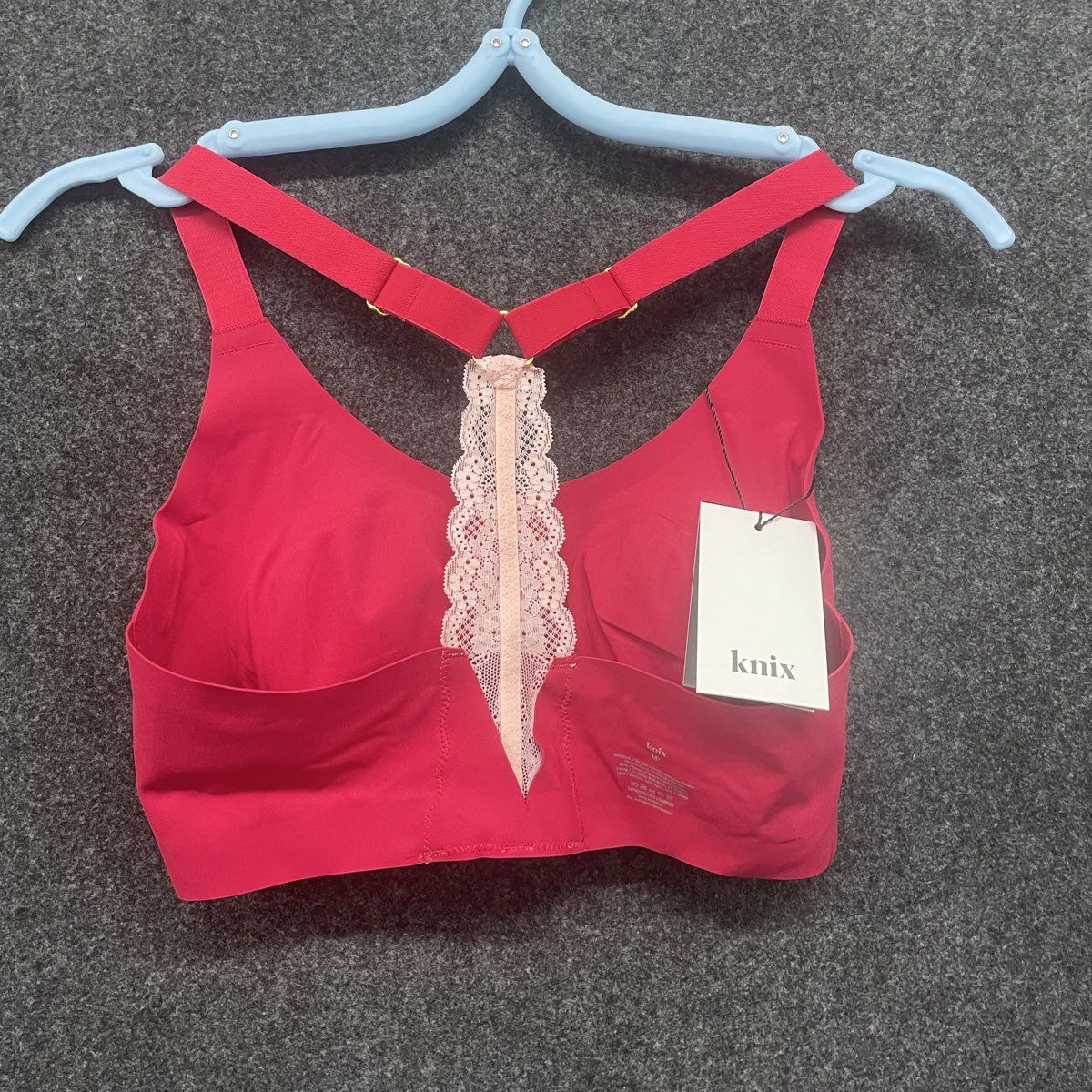 Knix Women's Knixy Lace Racerback Bralette Pomegranate Red Seamless NWT Sz M+