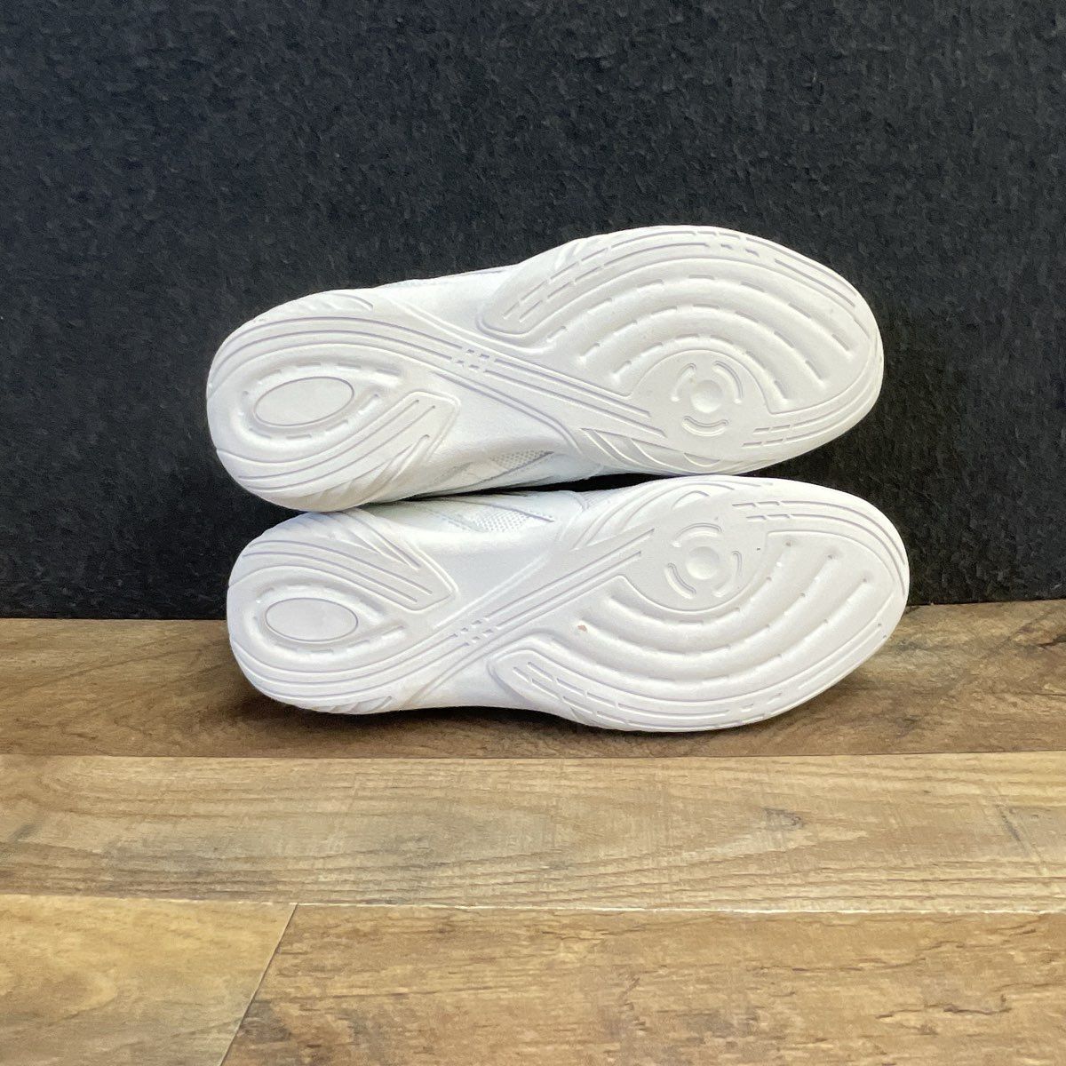 Cadidl White Cheerleading Dance Shoes Lightweight Athletic Sneakers Size Unknown